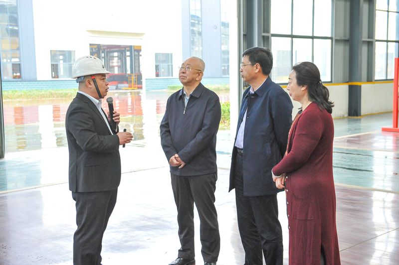  中國重型機械工業協會常務副理事長景曉波一行蒞臨河南礦山調研