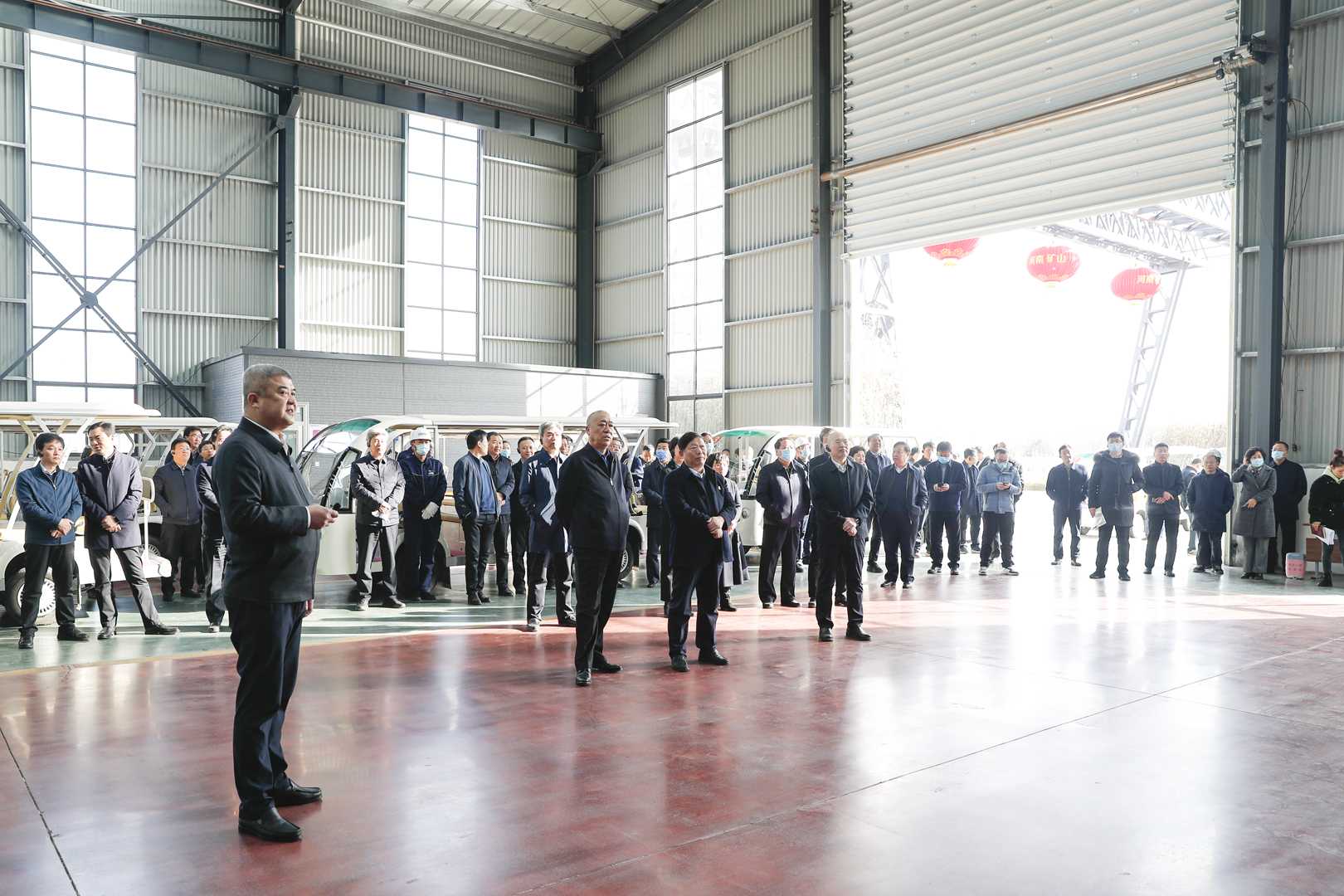 新鄉市長王登喜率**項目觀摩組蒞臨公司智能產業園調研